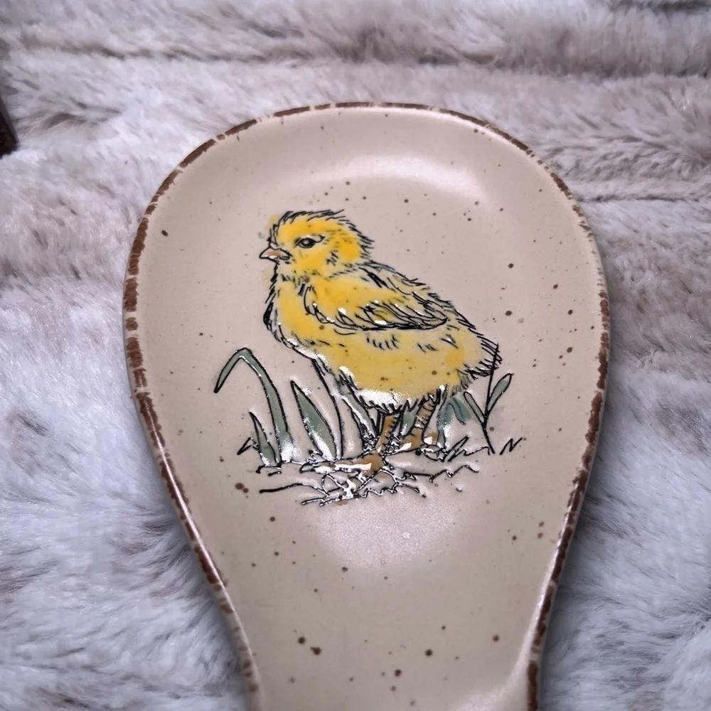 Spectrum Designz Spring Easter Chick w/Flowers Ceramic 9” Spoon Rest - Picture 10 of 10